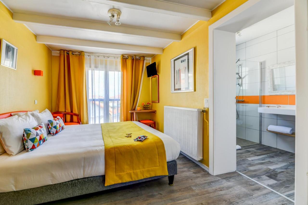 Logis Hotel De France มีมีซ็อง-ปลาจ ภายนอก รูปภาพ