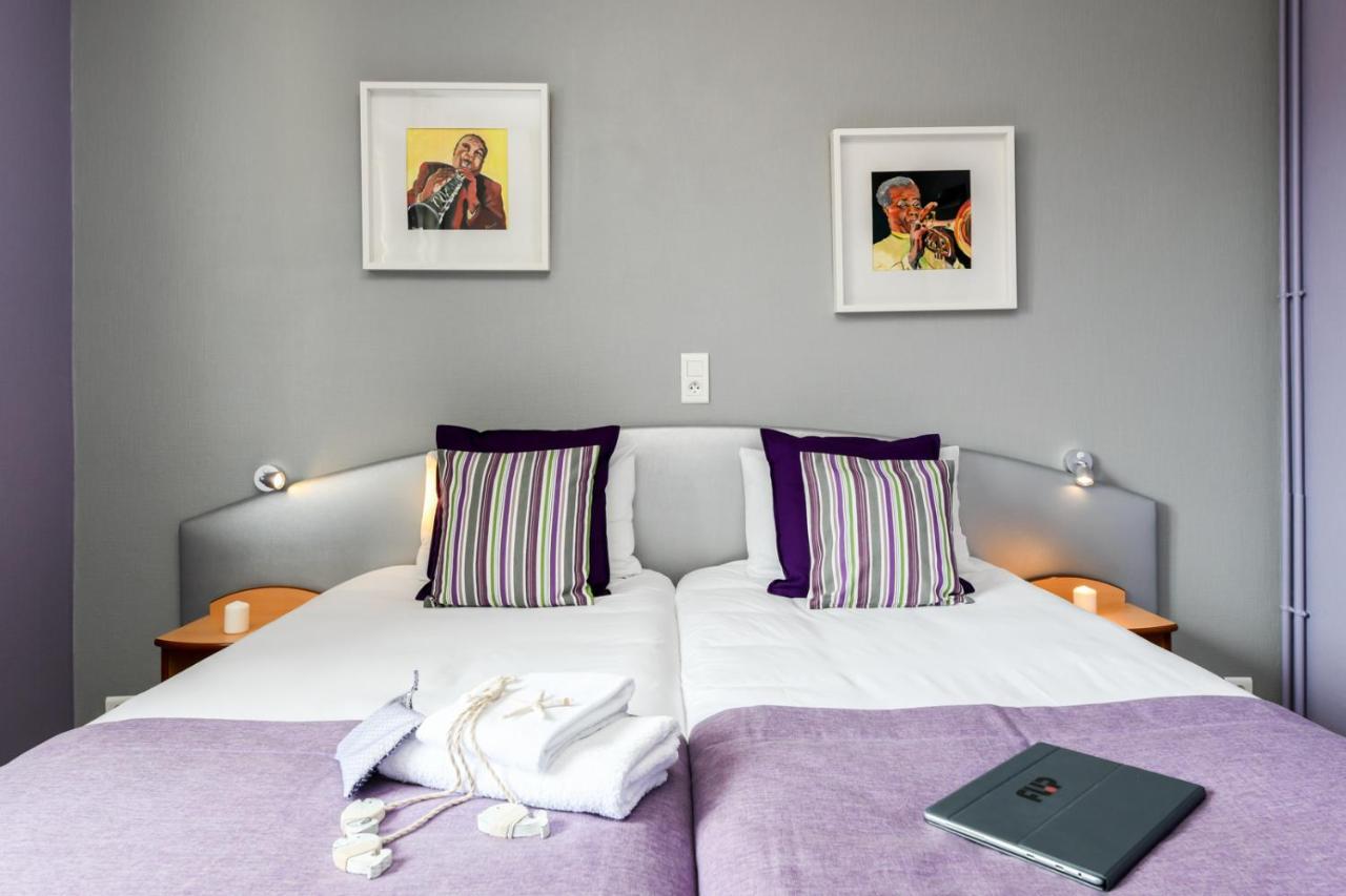 Logis Hotel De France มีมีซ็อง-ปลาจ ภายนอก รูปภาพ