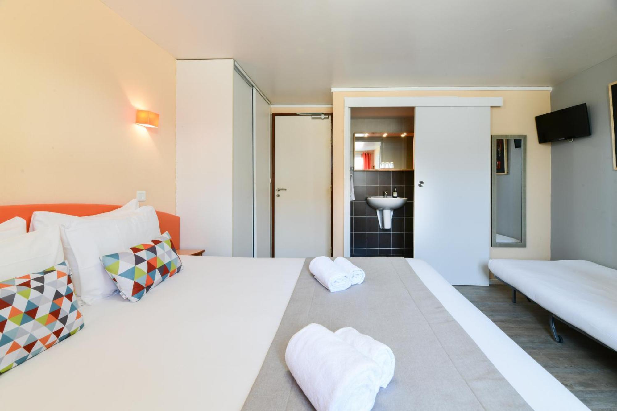 Logis Hotel De France มีมีซ็อง-ปลาจ ภายนอก รูปภาพ