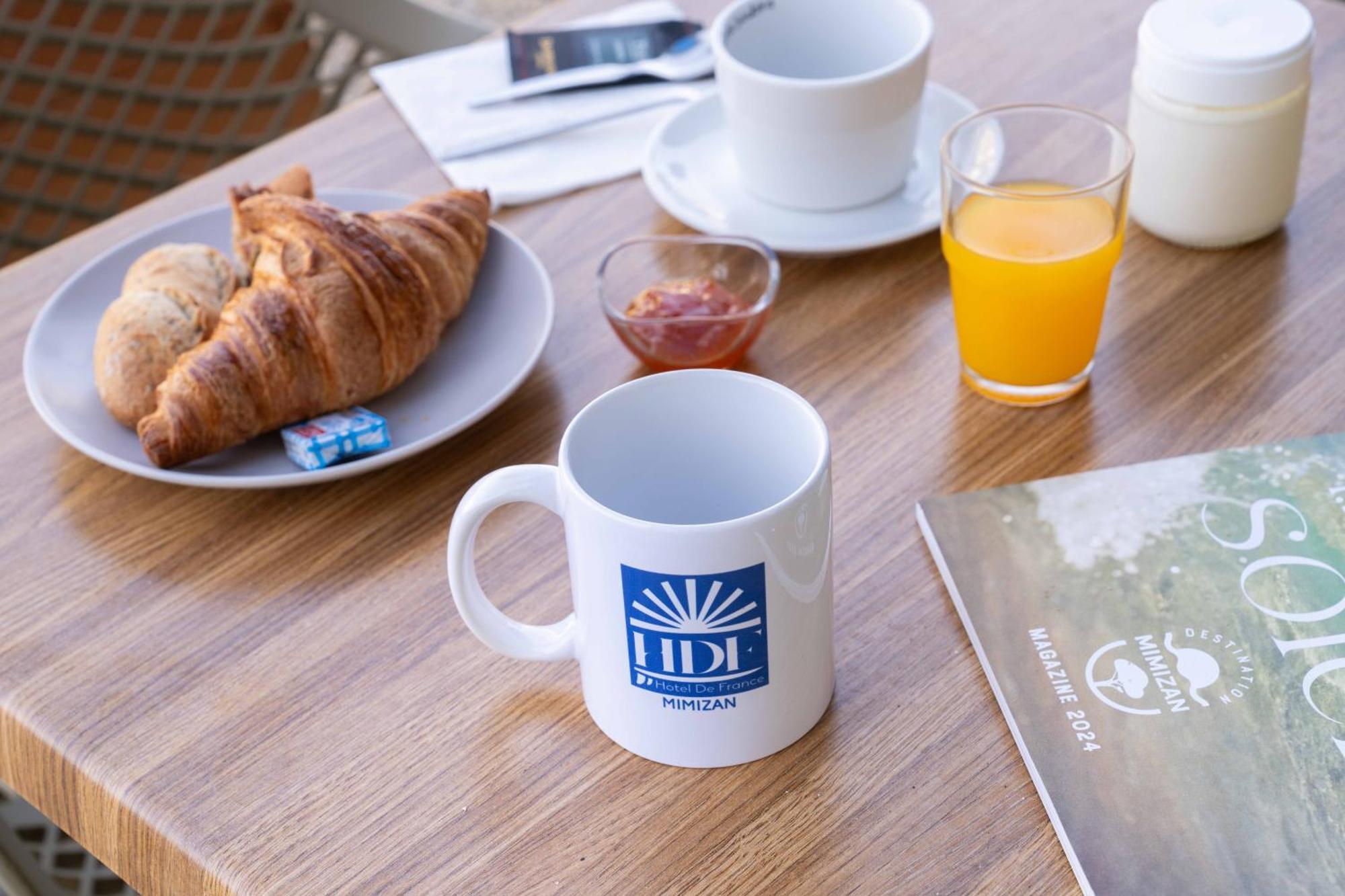 Logis Hotel De France มีมีซ็อง-ปลาจ ภายนอก รูปภาพ