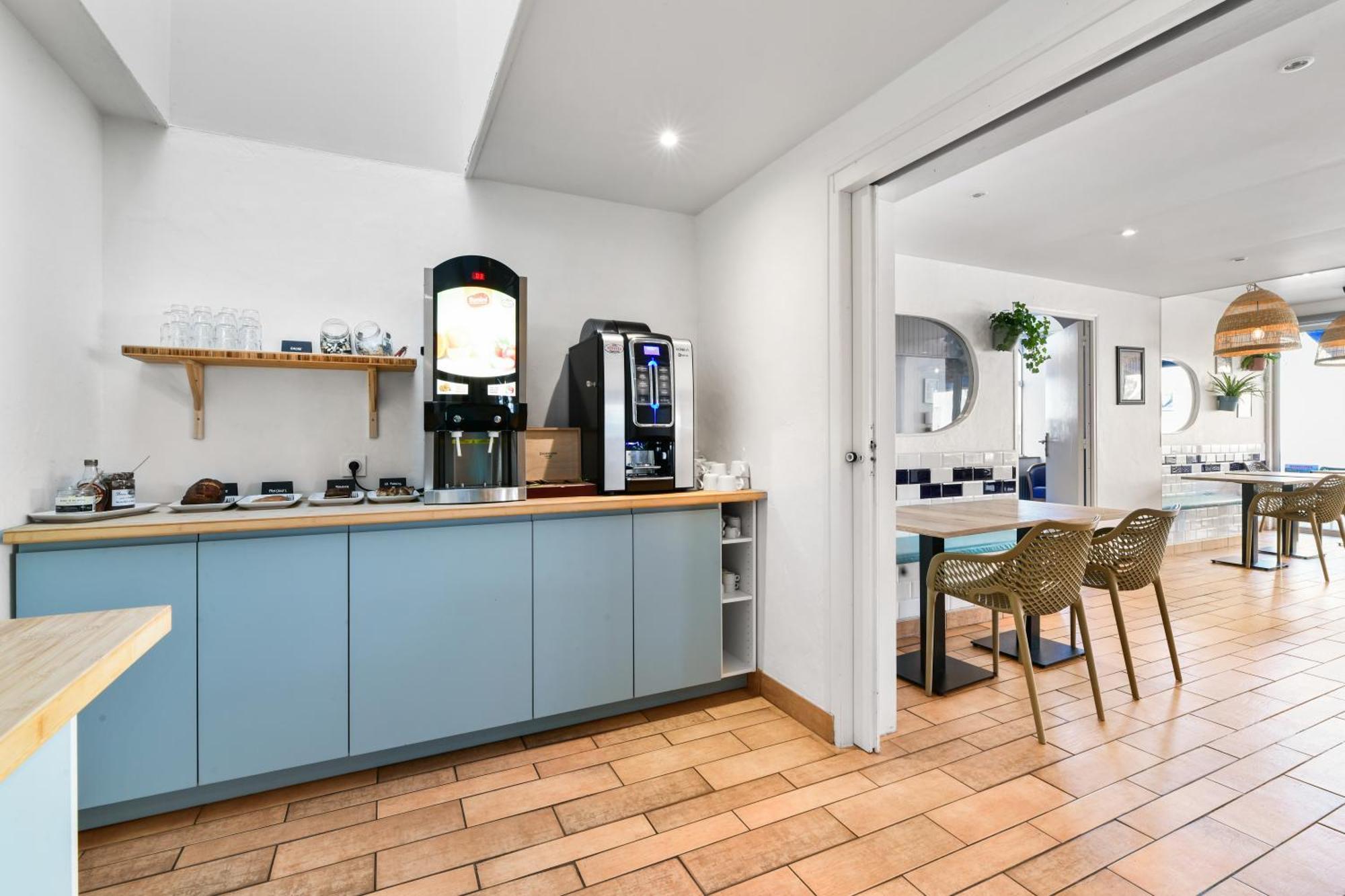 Logis Hotel De France มีมีซ็อง-ปลาจ ภายนอก รูปภาพ